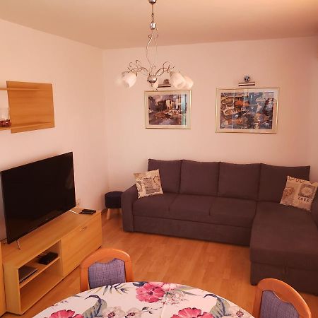 Risika Apartmani Esterno foto