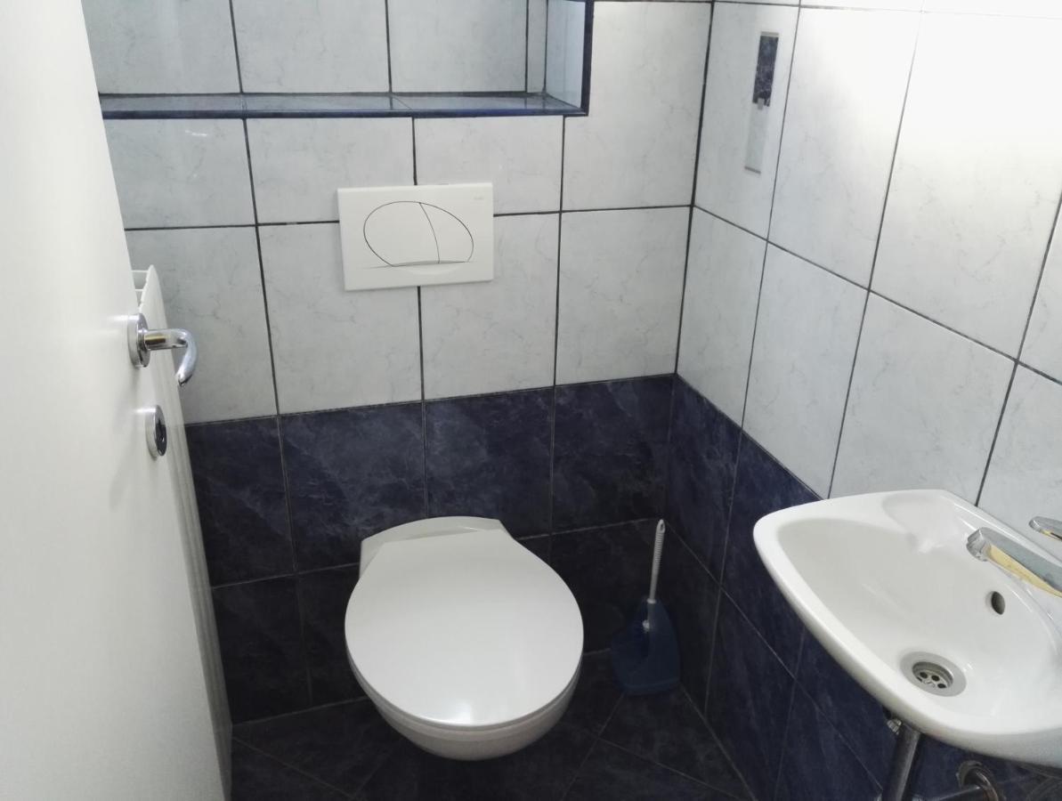 Risika Apartmani Esterno foto